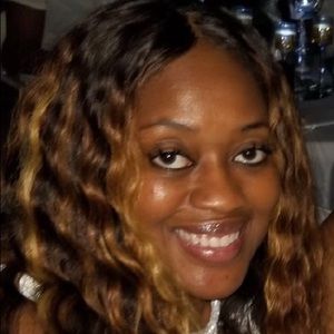 Meet your Posher, Robyn